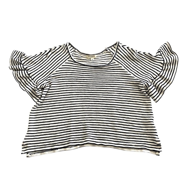 Max Studio London White Black Stripe Flutter Short Sleeve Top Blouse Size Medium - Picture 5 of 12